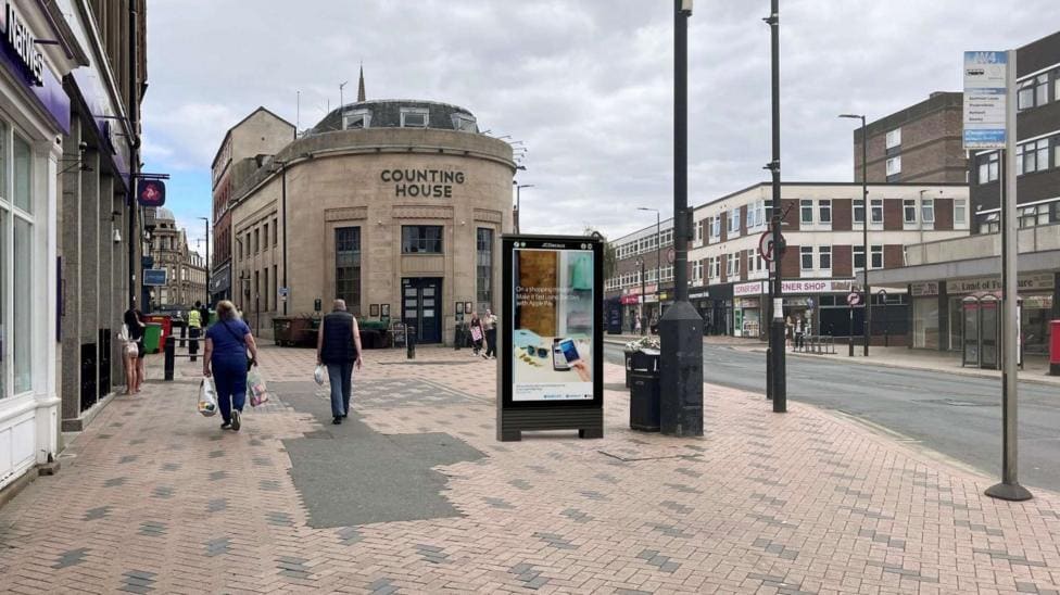 Defibrillator hub plan refused as 'visual clutter' — Wakefield news photo (BBC Leeds & West Yorkshire)